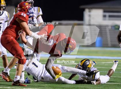 Thumbnail 1 in Jeannette vs. Farrell (PIAA Class A Semifinal) photogallery.
