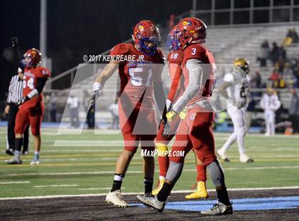 Thumbnail 3 in Jeannette vs. Farrell (PIAA Class A Semifinal) photogallery.