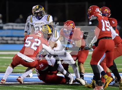 Thumbnail 3 in Jeannette vs. Farrell (PIAA Class A Semifinal) photogallery.