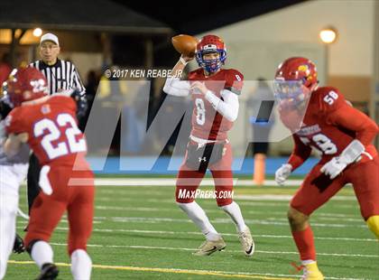 Thumbnail 3 in Jeannette vs. Farrell (PIAA Class A Semifinal) photogallery.