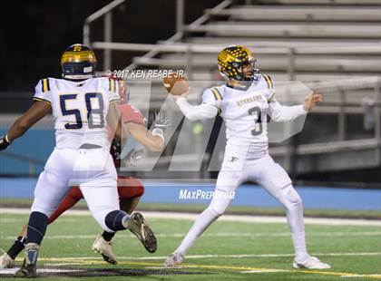 Thumbnail 1 in Jeannette vs. Farrell (PIAA Class A Semifinal) photogallery.