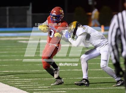 Thumbnail 1 in Jeannette vs. Farrell (PIAA Class A Semifinal) photogallery.
