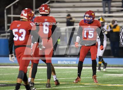 Thumbnail 2 in Jeannette vs. Farrell (PIAA Class A Semifinal) photogallery.