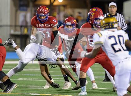 Thumbnail 2 in Jeannette vs. Farrell (PIAA Class A Semifinal) photogallery.