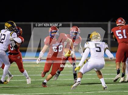 Thumbnail 3 in Jeannette vs. Farrell (PIAA Class A Semifinal) photogallery.