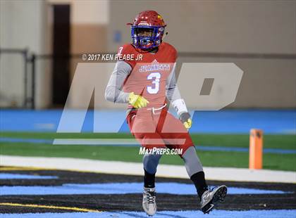 Thumbnail 1 in Jeannette vs. Farrell (PIAA Class A Semifinal) photogallery.