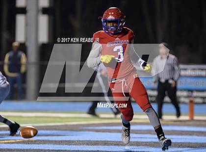Thumbnail 1 in Jeannette vs. Farrell (PIAA Class A Semifinal) photogallery.
