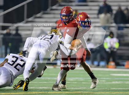 Thumbnail 3 in Jeannette vs. Farrell (PIAA Class A Semifinal) photogallery.