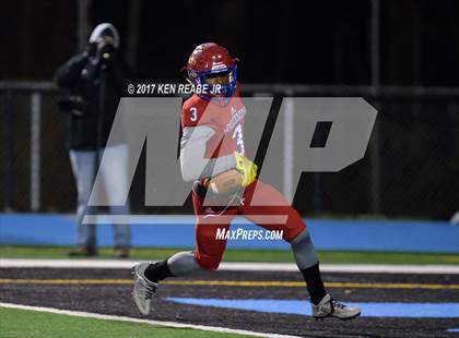 Thumbnail 1 in Jeannette vs. Farrell (PIAA Class A Semifinal) photogallery.