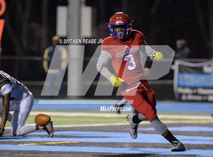 Thumbnail 3 in Jeannette vs. Farrell (PIAA Class A Semifinal) photogallery.