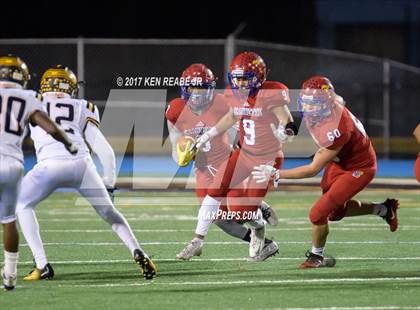 Thumbnail 2 in Jeannette vs. Farrell (PIAA Class A Semifinal) photogallery.