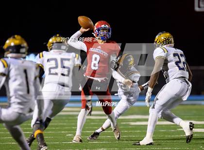 Thumbnail 2 in Jeannette vs. Farrell (PIAA Class A Semifinal) photogallery.