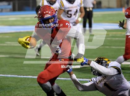 Thumbnail 3 in Jeannette vs. Farrell (PIAA Class A Semifinal) photogallery.