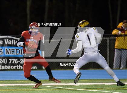 Thumbnail 2 in Jeannette vs. Farrell (PIAA Class A Semifinal) photogallery.