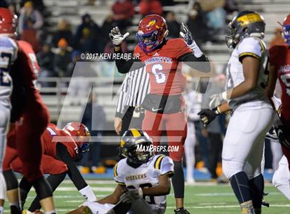 Thumbnail 1 in Jeannette vs. Farrell (PIAA Class A Semifinal) photogallery.