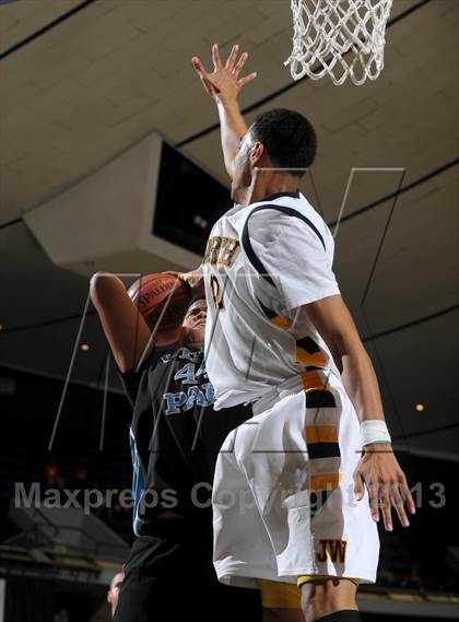 Thumbnail 3 in JW North vs. Villa Park (CIF SS D2AA Final) photogallery.