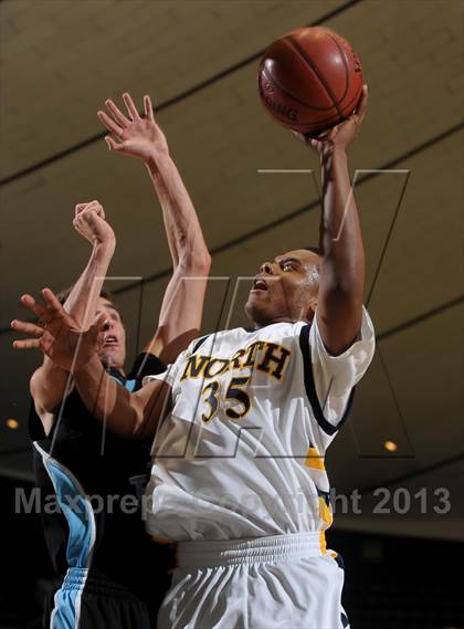 Thumbnail 1 in JW North vs. Villa Park (CIF SS D2AA Final) photogallery.