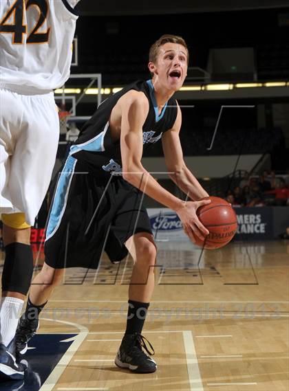 Thumbnail 2 in JW North vs. Villa Park (CIF SS D2AA Final) photogallery.