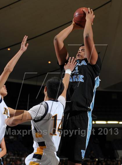 Thumbnail 2 in JW North vs. Villa Park (CIF SS D2AA Final) photogallery.