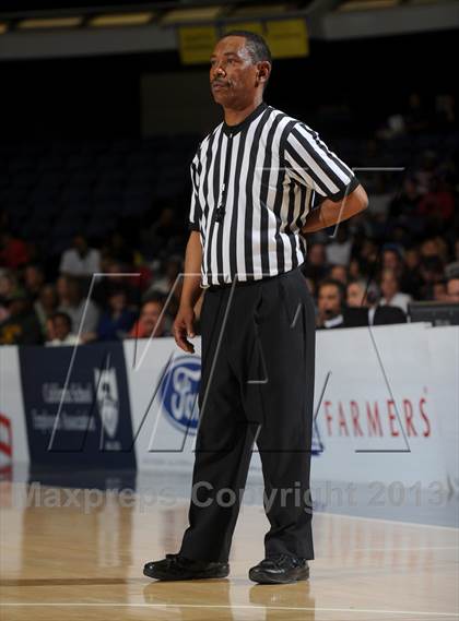 Thumbnail 3 in JW North vs. Villa Park (CIF SS D2AA Final) photogallery.