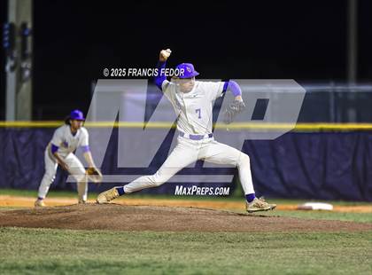 Thumbnail 3 in Newsome @ Lennard photogallery.