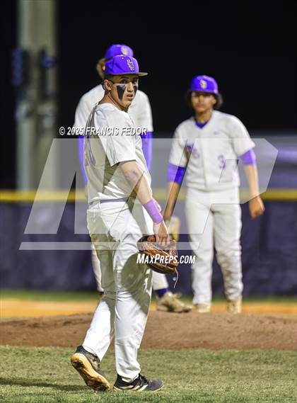 Thumbnail 3 in Newsome @ Lennard photogallery.