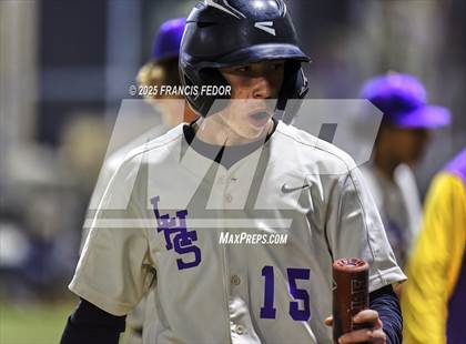 Thumbnail 2 in Newsome @ Lennard photogallery.