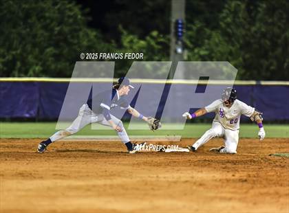 Thumbnail 3 in Newsome @ Lennard photogallery.