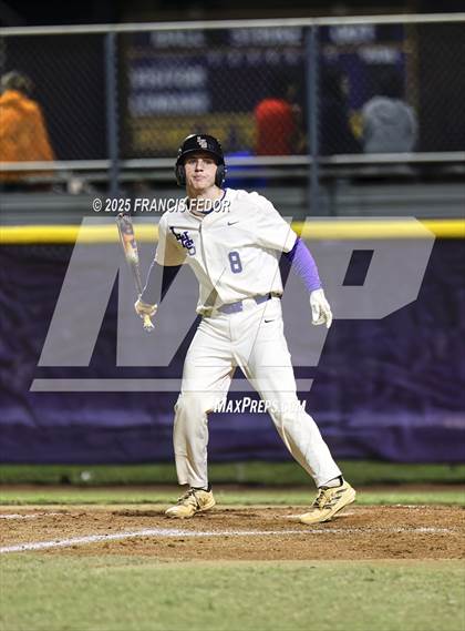 Thumbnail 1 in Newsome @ Lennard photogallery.