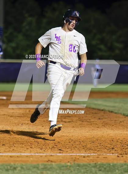 Thumbnail 1 in Newsome @ Lennard photogallery.