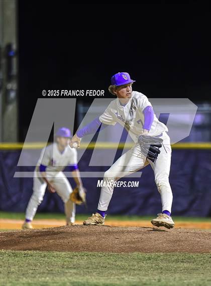Thumbnail 2 in Newsome @ Lennard photogallery.