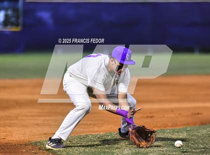 Thumbnail 2 in Newsome @ Lennard photogallery.