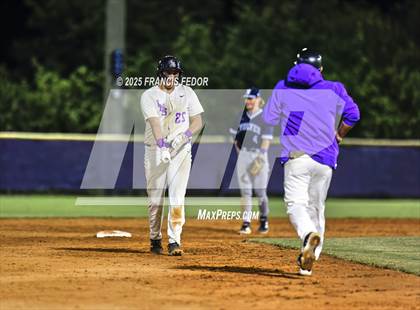 Thumbnail 3 in Newsome @ Lennard photogallery.