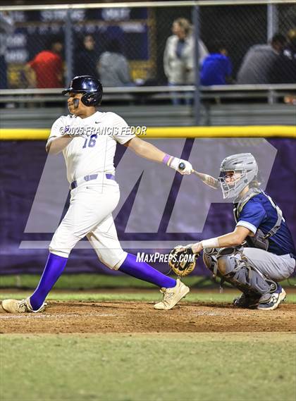 Thumbnail 1 in Newsome @ Lennard photogallery.