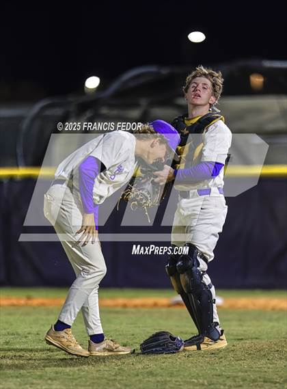 Thumbnail 1 in Newsome @ Lennard photogallery.