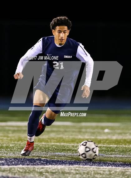 Thumbnail 2 in Lincoln vs. Watsonville (CIF CCS D1 Final) photogallery.