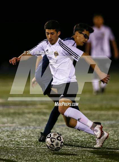 Thumbnail 2 in Lincoln vs. Watsonville (CIF CCS D1 Final) photogallery.