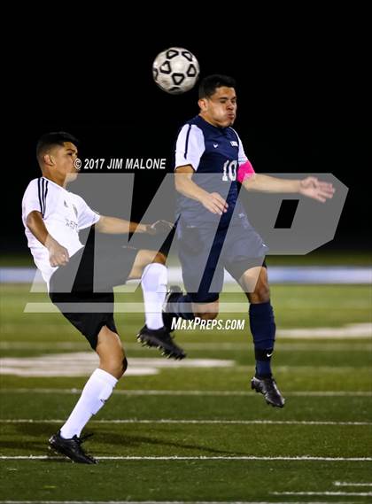 Thumbnail 2 in Lincoln vs. Watsonville (CIF CCS D1 Final) photogallery.