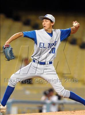 Thumbnail 3 in El Toro vs. Redlands East Valley (CIF SS D2 Final) photogallery.