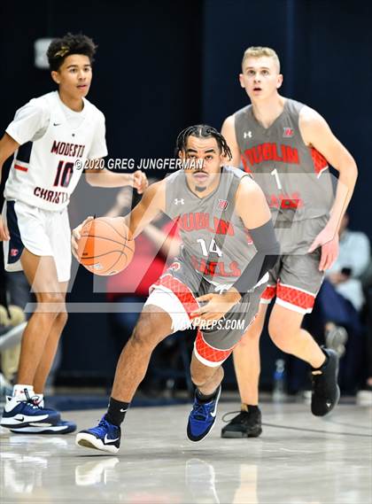 Thumbnail 3 in Dublin Boys Basketball (Extending the Season) photogallery.
