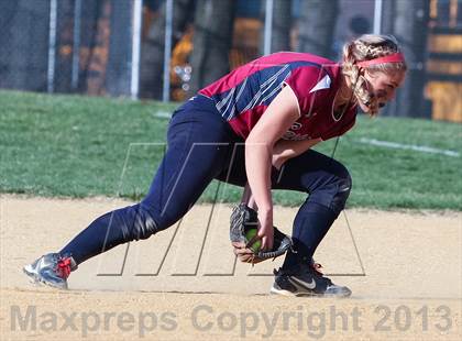 Thumbnail 3 in Cherokee vs Eastern photogallery.