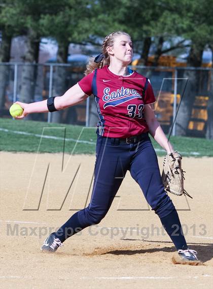 Thumbnail 2 in Cherokee vs Eastern photogallery.