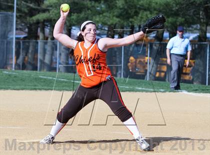 Thumbnail 3 in Cherokee vs Eastern photogallery.