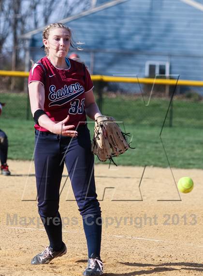 Thumbnail 1 in Cherokee vs Eastern photogallery.