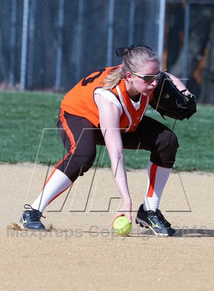 Thumbnail 3 in Cherokee vs Eastern photogallery.