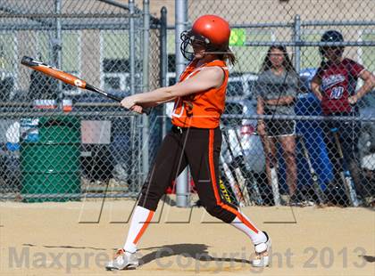 Thumbnail 3 in Cherokee vs Eastern photogallery.