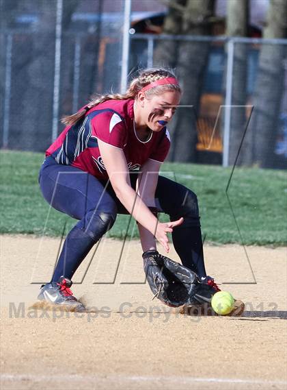 Thumbnail 1 in Cherokee vs Eastern photogallery.