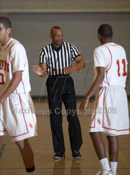 Thumbnail 2 in Jesuit vs. Wood (Cordova Christmas Classic) photogallery.