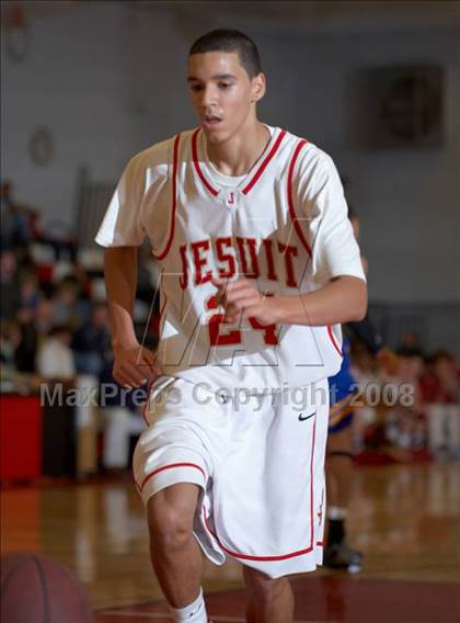 Thumbnail 2 in Jesuit vs. Wood (Cordova Christmas Classic) photogallery.