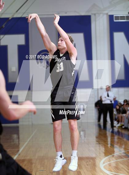 Thumbnail 2 in Fremont vs. Lincoln Southeast (HAC Tournament) photogallery.